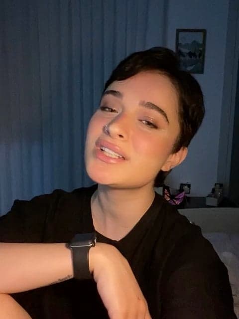 Noon o Namak · Sogand