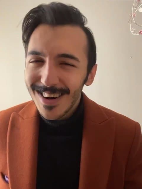 Asheghe Bi Edea · Shahab Ramezan