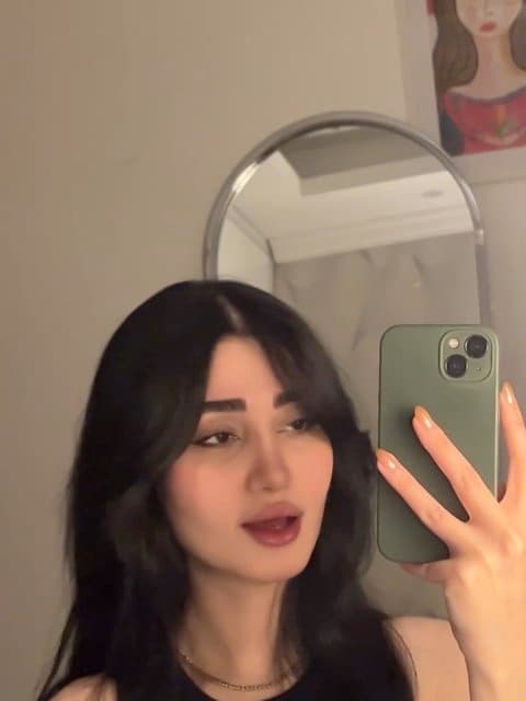 Dead Inside (Ft Parsa) · Arta