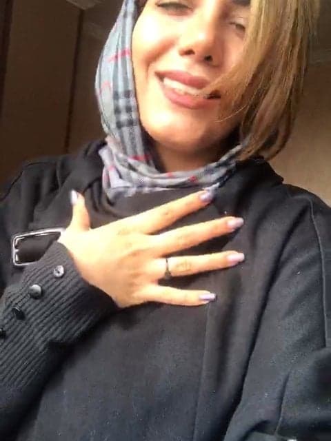 Toro Doost Daram · Satin