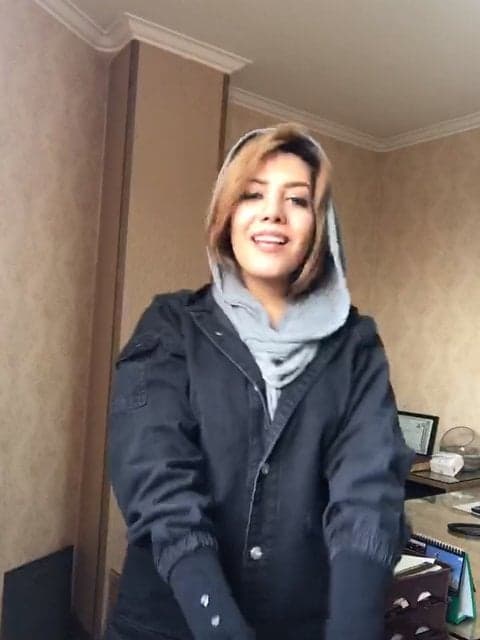 Doost Daram Zendegiro (Unplugged) · Sirvan Khosravi