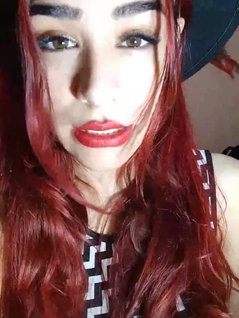 Az Pisham Naro · Emma