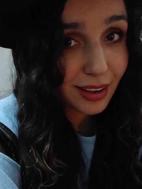 Shabeh Eshgh · Hayedeh