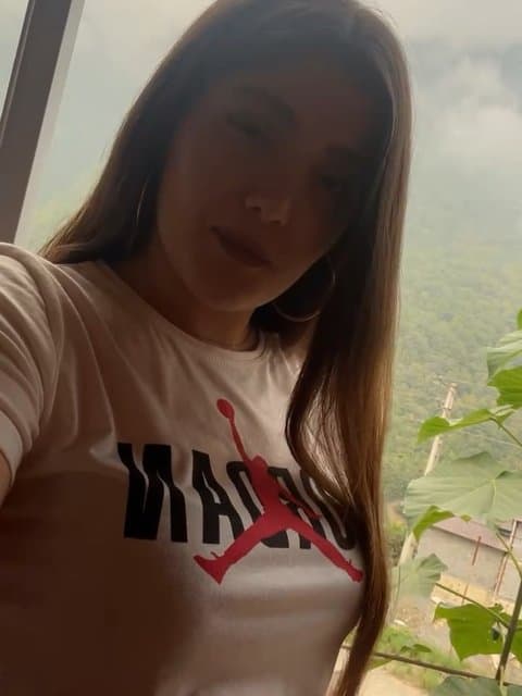 Esmam Dare Yadam Mire · Shadmehr Aghili