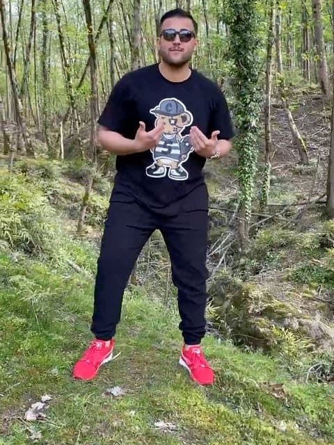 Vaghti Ke Bad Misham · Shadmehr Aghili