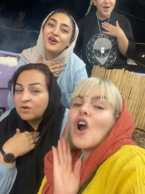 Bemoni Baram · Reza Sadeghi