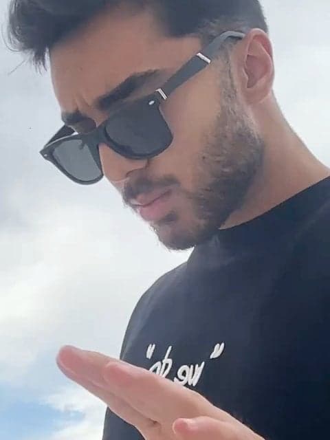 Delam Az Donya Gerefte (Ft Sepehr Khalse) · Arman Miladi & Hoomaan