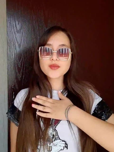 Akharin Mashough (Ft Behzad Leito & Limit) · Poobon