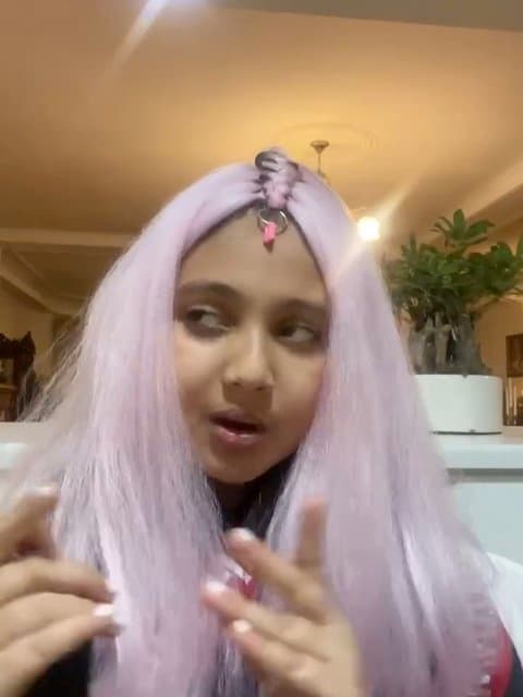 Door Beshim Az Vibe Bad · Donya