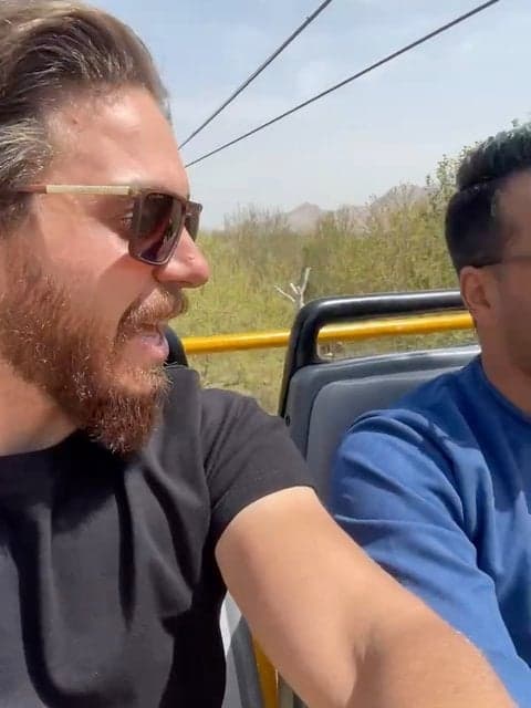 Chesh To Chesh · Garsha Rezaei