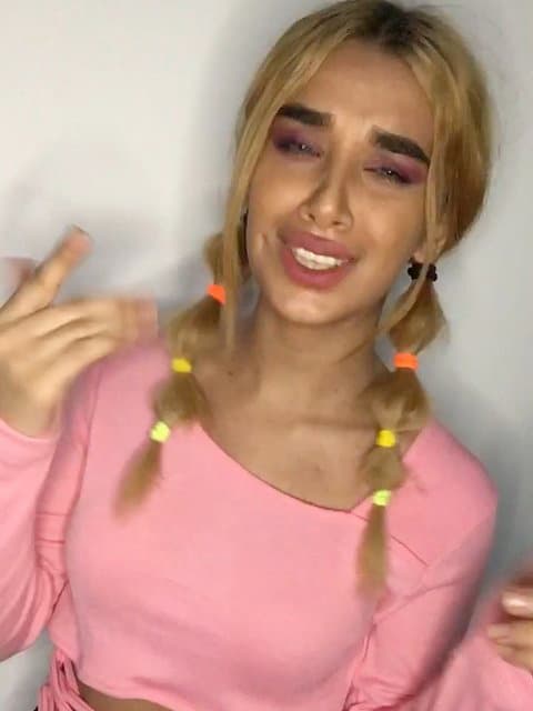 Bemooni Baham · Satin