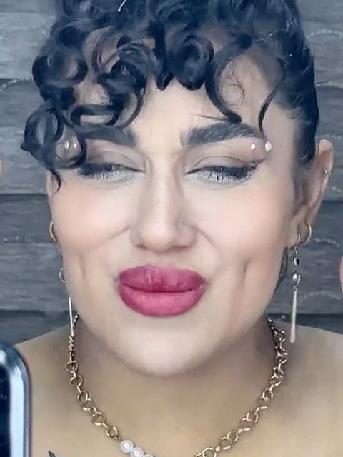 Behtar Az Mane · Ali Yasini