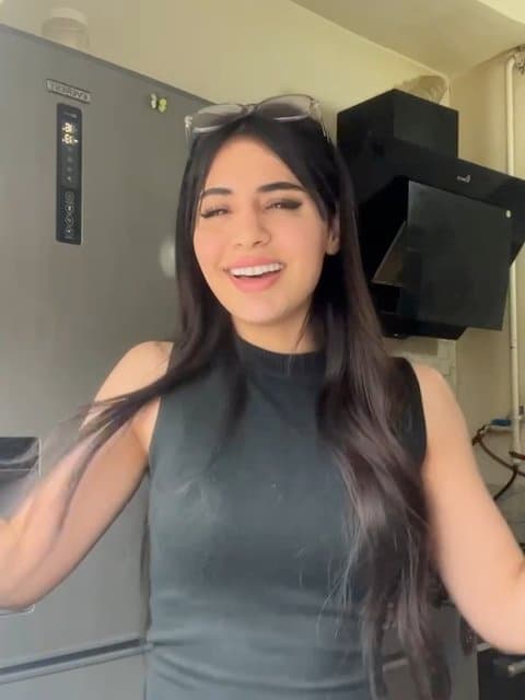 Nesfe Shab · Ali Yasini