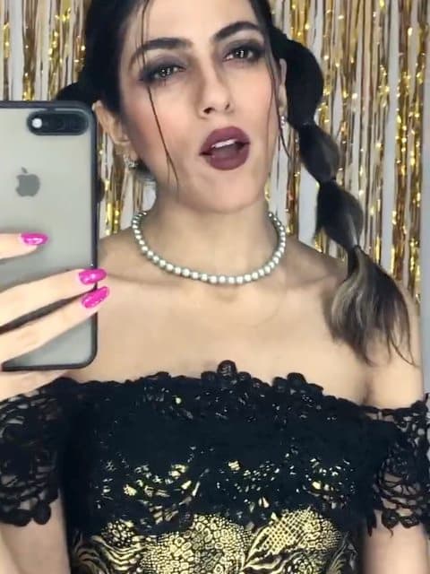 Halet Khube · Sogand