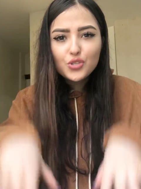 Iran Khanoom · Isan