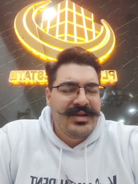 Shabe Eshgh · Behnam Bani