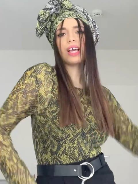 Amoo Hassan · Donya