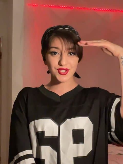 Shooresho Daravordi · Anita