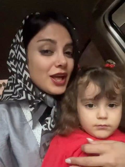 Shabe Royaei · Aron Afshar