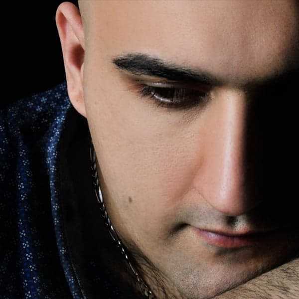 Begoo Hasti · Armin Eslamifar