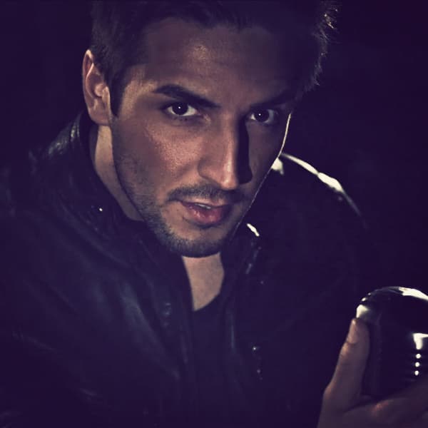 To Kenaram Bashi · Fariborz Moshtaghi