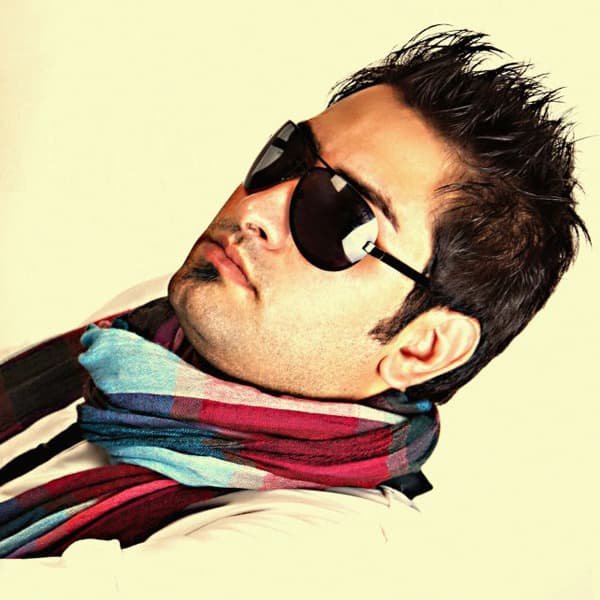 Dirooz Emrooz Farda · Hamed Zamani