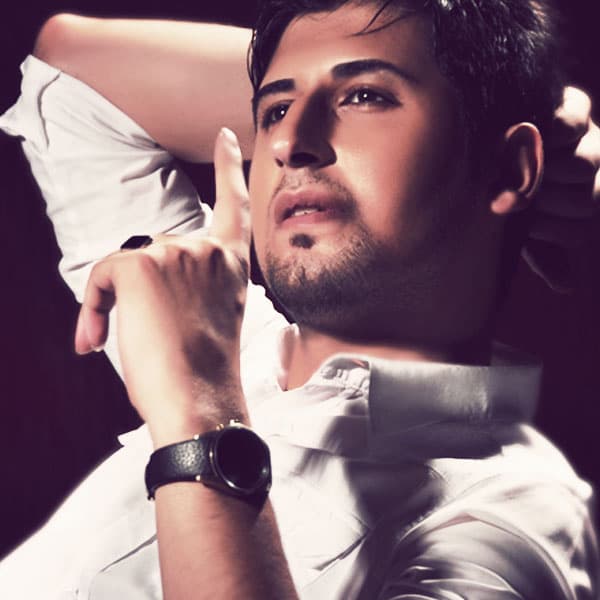 Emrooz Hanoz Tamom Nashodeh · Hamed Zamani