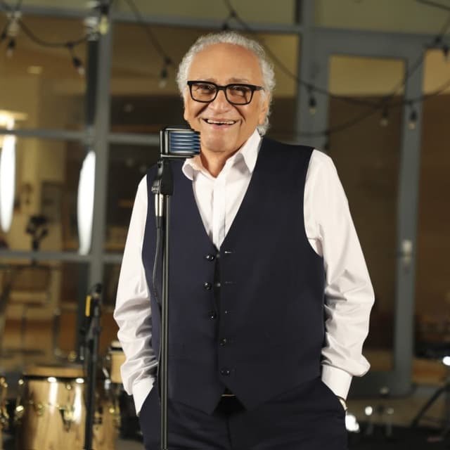 Khateret Jam · Martik