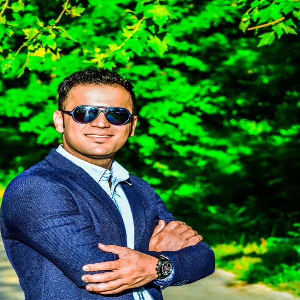 Hesse Asheghi · Sahab Tayebi